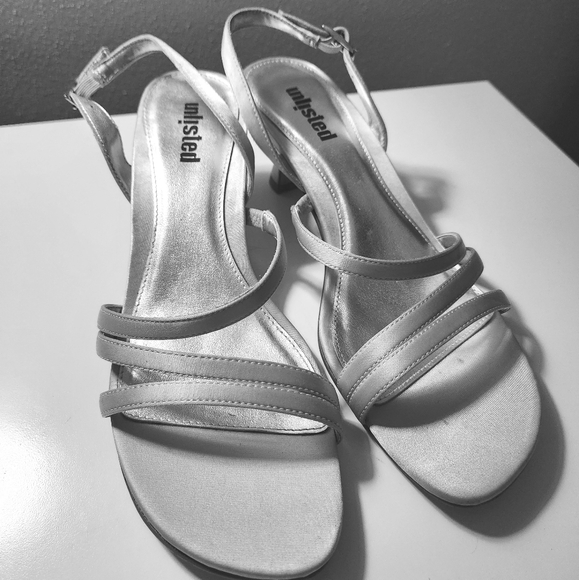 Dress & shoes: Wedding/Bridesmaid Dress Silver/Gray, includes 2 custom trains - Picture 6 of 7